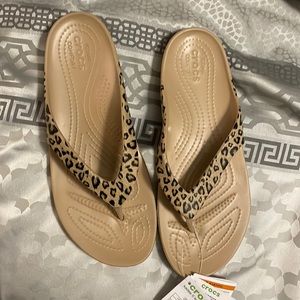 Crocs Iconic Comfort Sandals/flip flops. New with tags.